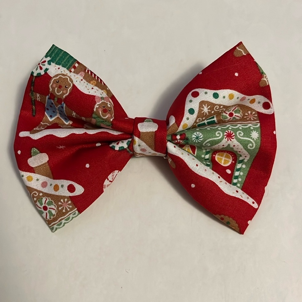 Gingerbread bow